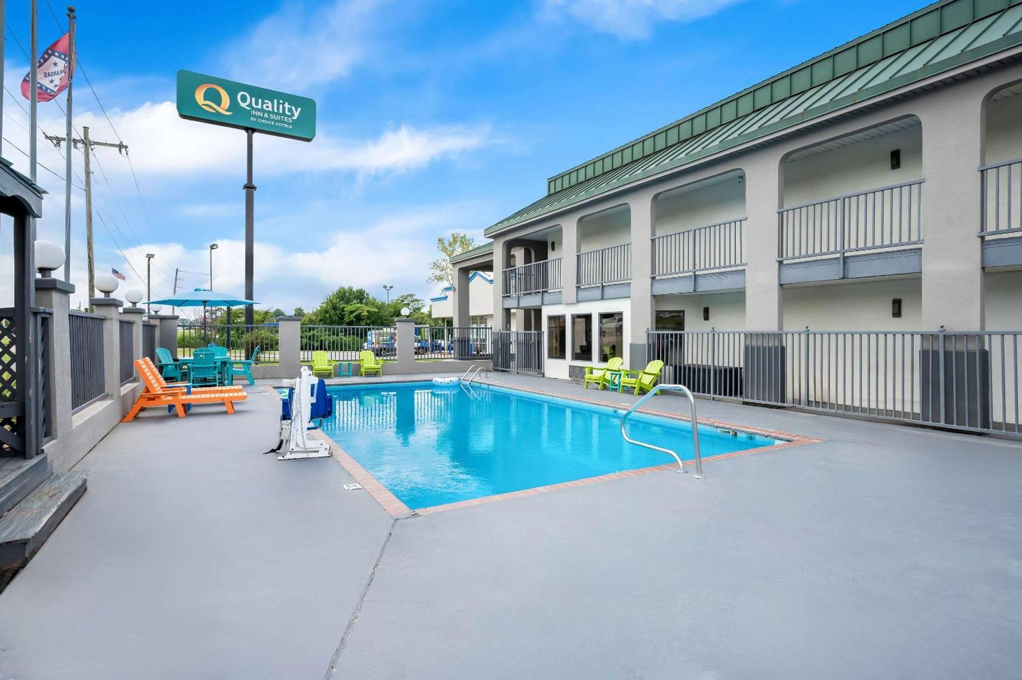 Quality Inn & Suites Monticello Exteriör bild