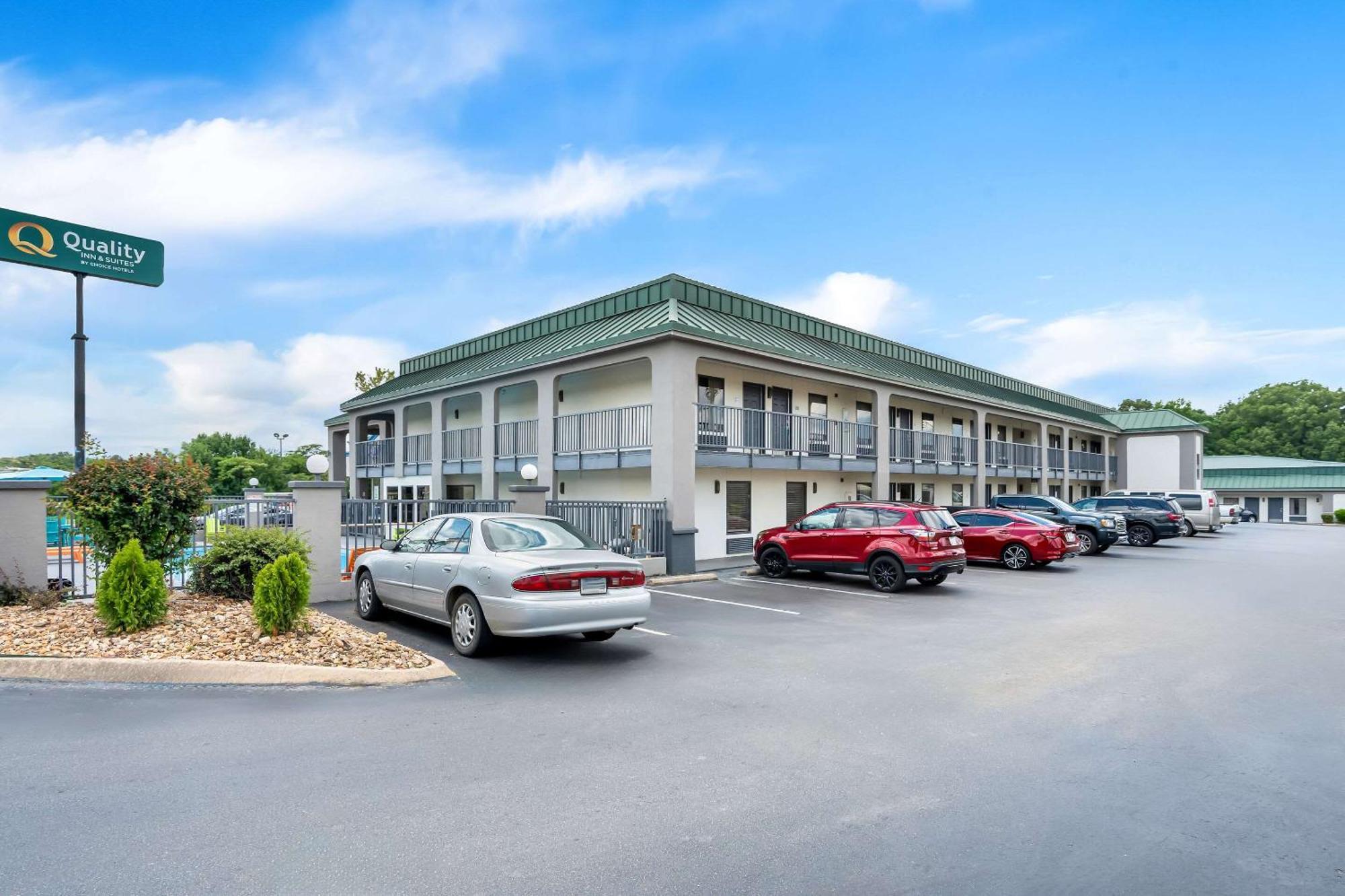Quality Inn & Suites Monticello Exteriör bild