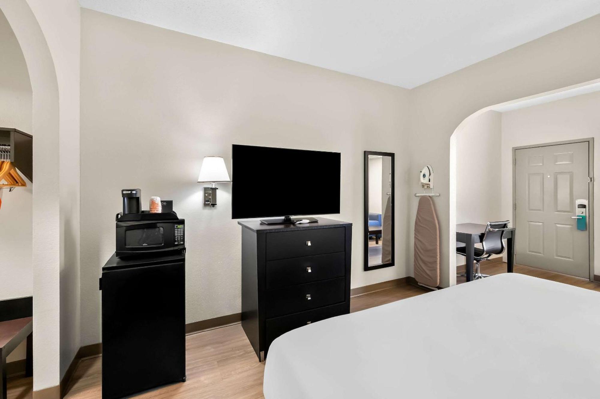 Quality Inn & Suites Monticello Exteriör bild